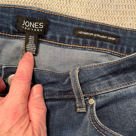 Jones New York Jeans - Picture 2 of 6